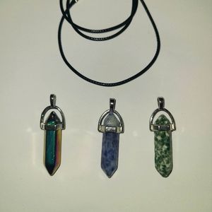 Interchangeable crystal healing necklace
